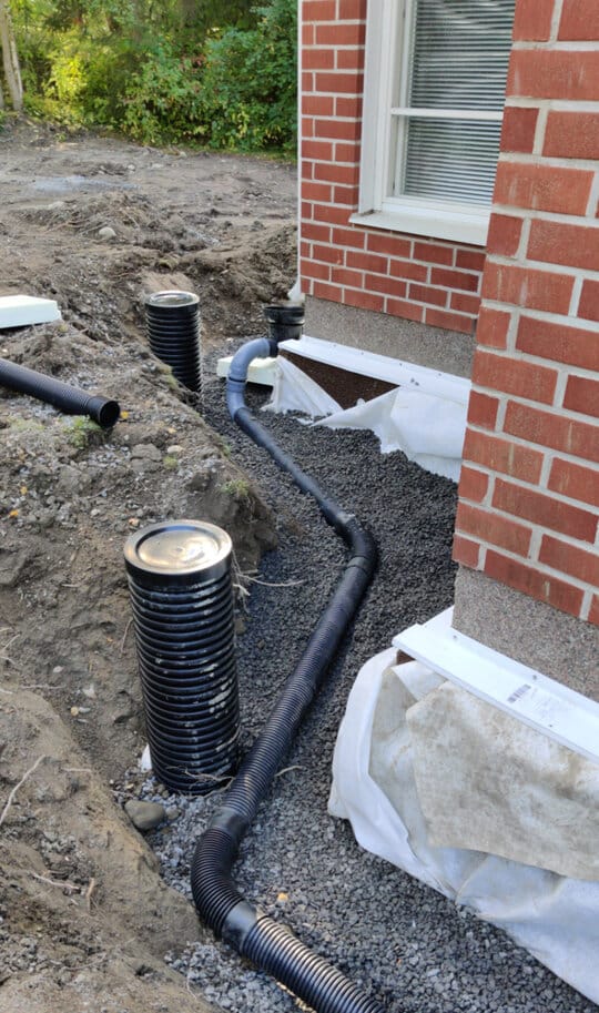 salaojan tarkastuskaivo ja sadevesiputki